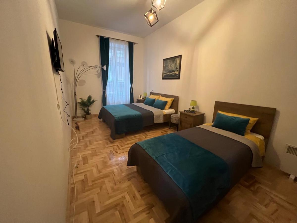 Le Royal Suites Sarajevo - City Center Ngoại thất bức ảnh